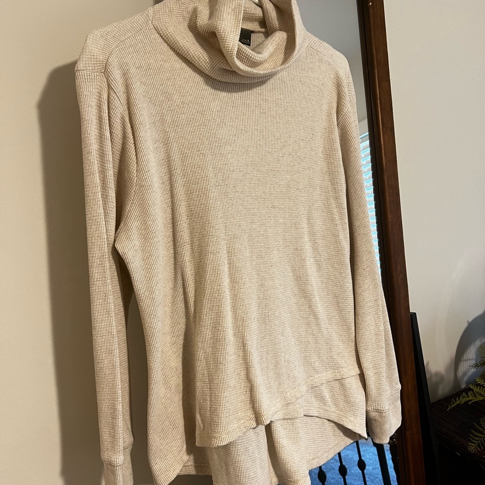 Women’s Top